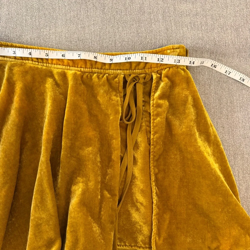 Free People Mustard Yellow Velvet Wrap Skort Side Tie Mini‎ Skirt Shorts Size 2